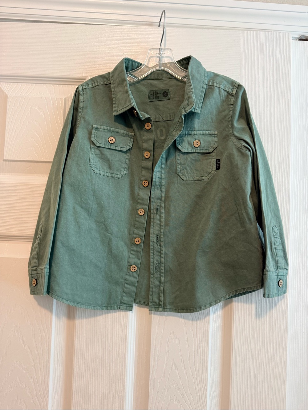 Feather 4 Arrow Kids Button-Front in Sage Green